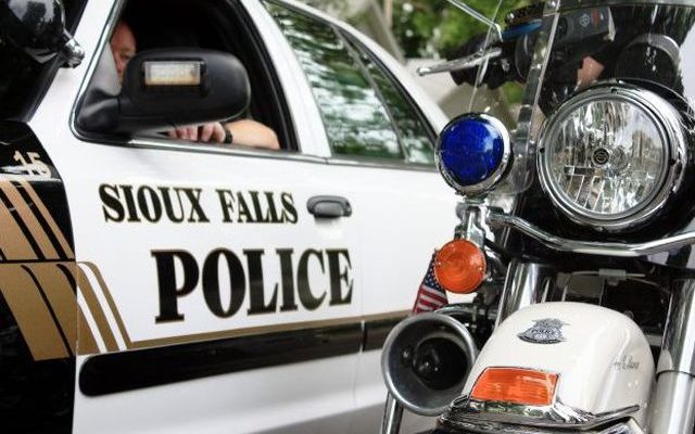 Sioux Falls officer fires at van that rammed squad car