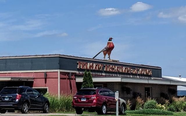 Pheasant Restaurant offers groceries for no-contact pickup and delivery in Brookings