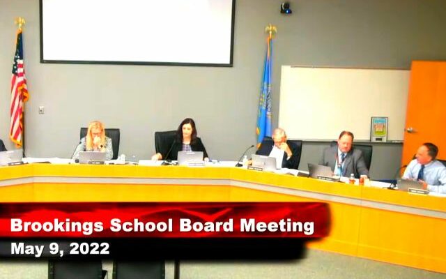 Brookings School Board hears budget proposal, approves 7% pay increase for teachers