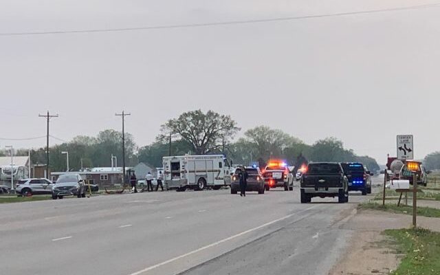 2 killed, 1 critically injured after South Dakota police chase ends in crash